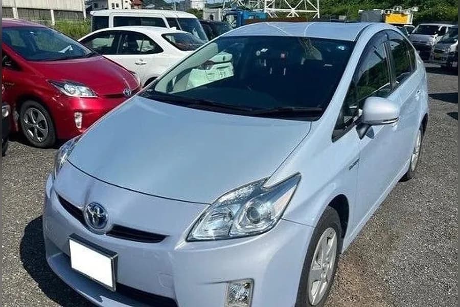 2018 Toyota Prius S Touring Selection
